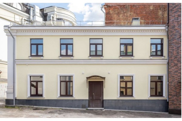 Продам коммерческое помещение 210 м2, Петровский б-р, 3 3, Москва г