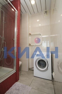 Продам трехкомнатную (3-комн.) квартиру, Лесников ул, 23, Красноярск г