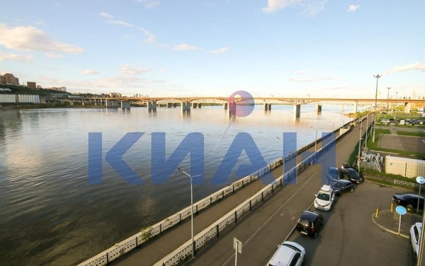 Продам трехкомнатную (3-комн.) квартиру, Лесников ул, 23, Красноярск г