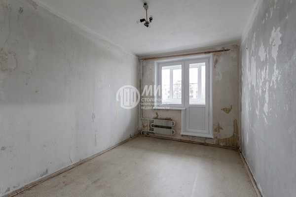Продам двухкомнатную (2-комн.) квартиру, Затонная ул, 4, Москва г