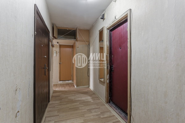 Продам двухкомнатную (2-комн.) квартиру, Затонная ул, 4, Москва г