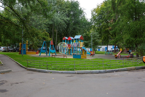 Продам двухкомнатную (2-комн.) квартиру, Затонная ул, 4, Москва г