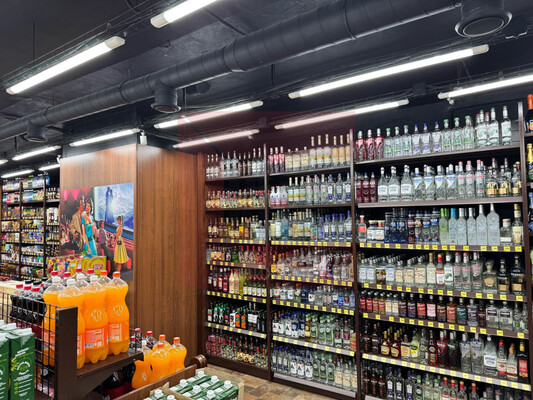 Продам коммерческое помещение 192,2 м2, Товарная ул, 14, Калининград г