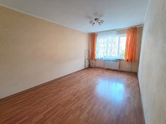Продам двухкомнатную (2-комн.) квартиру, Строителей ул, 44а, Йошкар-Ола г
