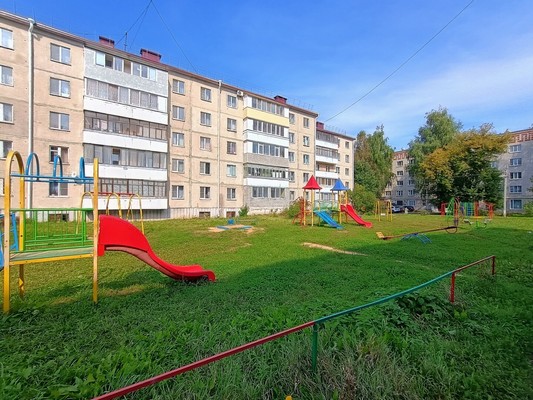 Продам двухкомнатную (2-комн.) квартиру, Строителей ул, 44а, Йошкар-Ола г