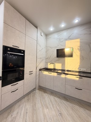 Продам многокомнатную квартиру, Абсалямова ул, 19, Казань г
