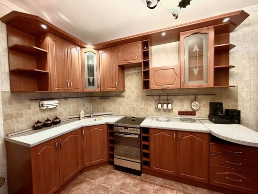 Продам двухкомнатную (2-комн.) квартиру, Московская ул, 84к1, Чехов г