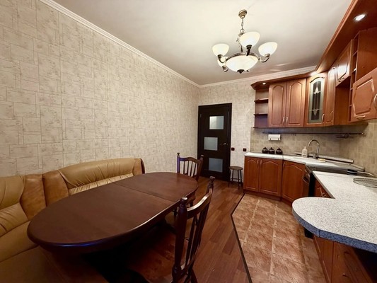Продам двухкомнатную (2-комн.) квартиру, Московская ул, 84к1, Чехов г