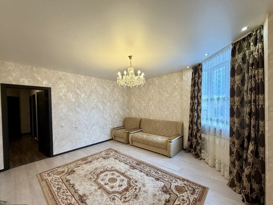 Продам двухкомнатную (2-комн.) квартиру, Московская ул, 84к1, Чехов г