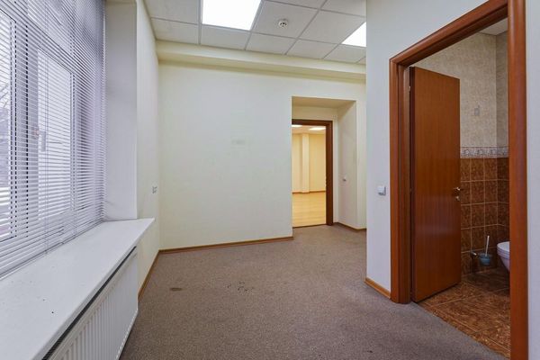 Продам коммерческое помещение 1 331 м2, Армавирская ул, 12, Москва г