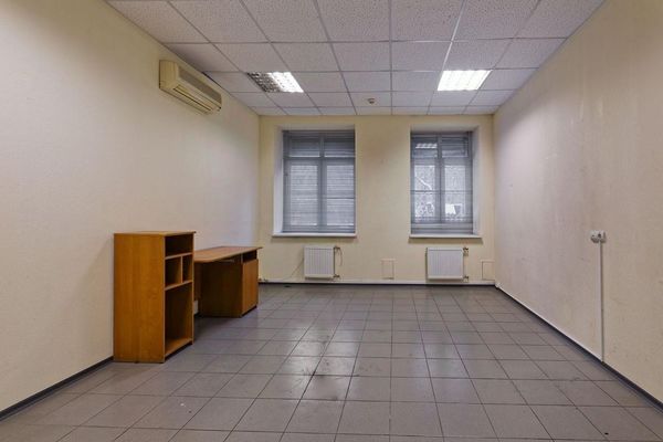 Продам коммерческое помещение 1 331 м2, Армавирская ул, 12, Москва г