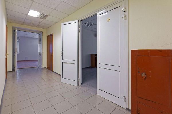 Продам коммерческое помещение 1 331 м2, Армавирская ул, 12, Москва г