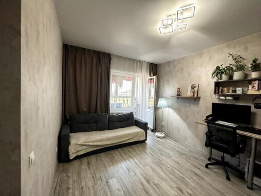 Продам однокомнатную (1-комн.) квартиру, Самаровская ул, 10, Ханты-Мансийск г