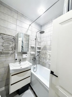 Продам однокомнатную (1-комн.) квартиру, Самаровская ул, 10, Ханты-Мансийск г