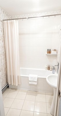 Продам двухкомнатную (2-комн.) квартиру, Георгия Величко ул, 7, Ханты-Мансийск г