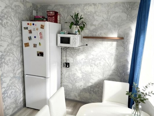 Продам трехкомнатную (3-комн.) квартиру, Березовская ул, 8а, Ханты-Мансийск г