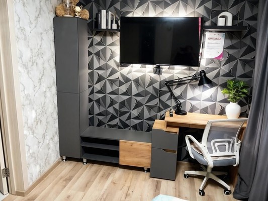 Продам трехкомнатную (3-комн.) квартиру, Березовская ул, 8а, Ханты-Мансийск г
