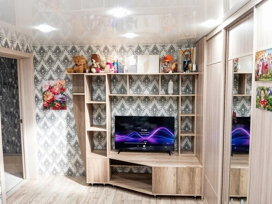 Продам трехкомнатную (3-комн.) квартиру, Березовская ул, 8а, Ханты-Мансийск г
