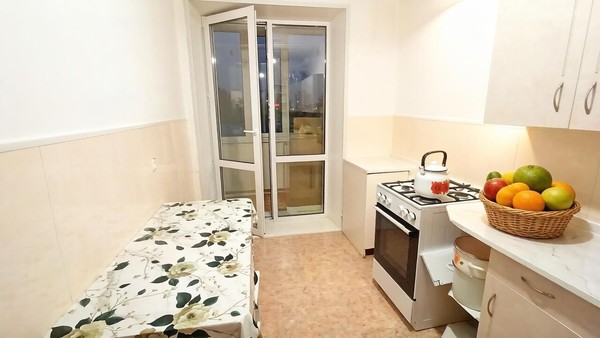 Продам трехкомнатную (3-комн.) квартиру, Кирова ул, 39, Ханты-Мансийск г