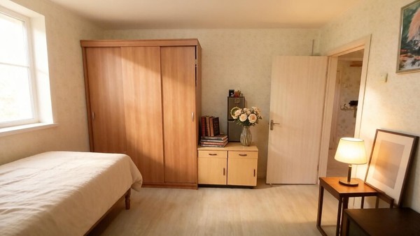 Продам трехкомнатную (3-комн.) квартиру, Кирова ул, 39, Ханты-Мансийск г