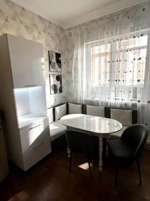 Продам двухкомнатную (2-комн.) квартиру, Объездная ул, 6, Ханты-Мансийск г