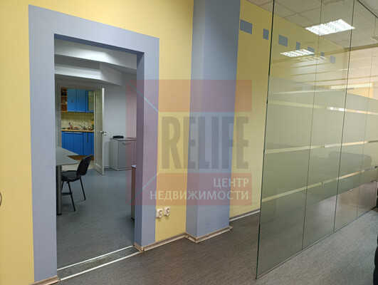 Сдам коммерческое помещение 101,9 м2, Московский пр-кт, 40, Калининград г