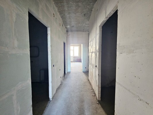 Продам трехкомнатную (3-комн.) квартиру, Комсомольская ул, 8, Краснодар г