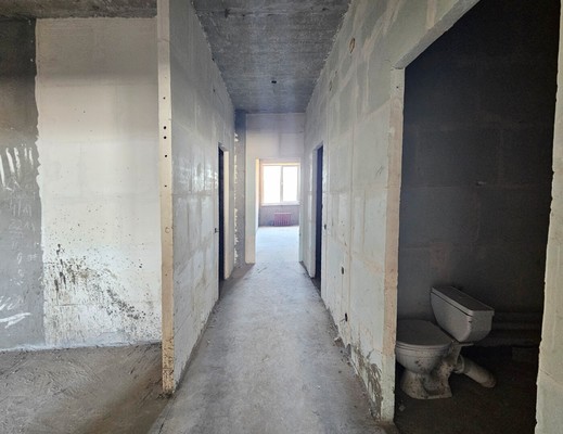Продам трехкомнатную (3-комн.) квартиру, Комсомольская ул, 8, Краснодар г