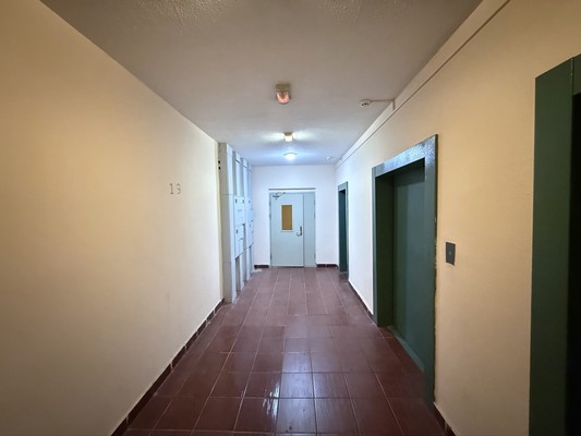 Продам трехкомнатную (3-комн.) квартиру, Молодцова ул, 19к2, Москва г