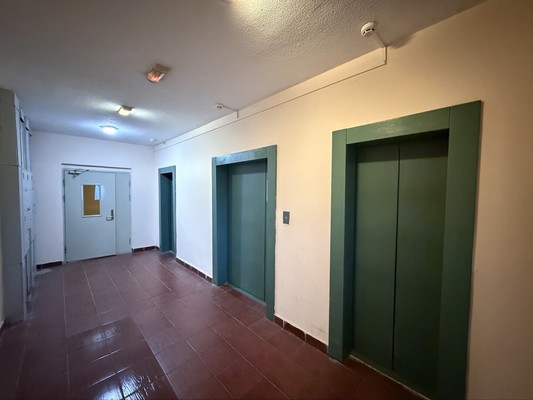 Продам трехкомнатную (3-комн.) квартиру, Молодцова ул, 19к2, Москва г