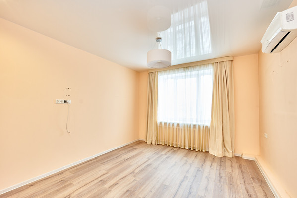 Продам трехкомнатную (3-комн.) квартиру, Клименко ул, 20, Пермь г