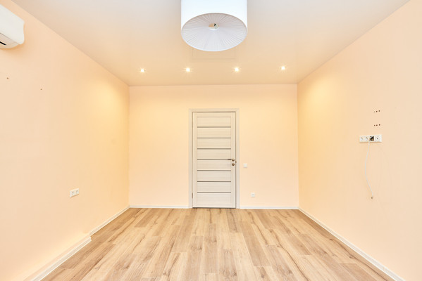 Продам трехкомнатную (3-комн.) квартиру, Клименко ул, 20, Пермь г