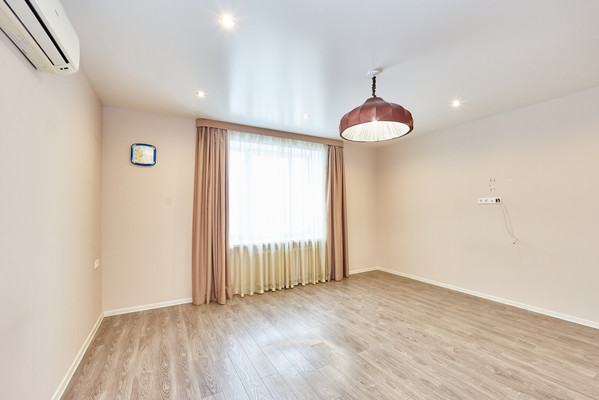 Продам трехкомнатную (3-комн.) квартиру, Клименко ул, 20, Пермь г