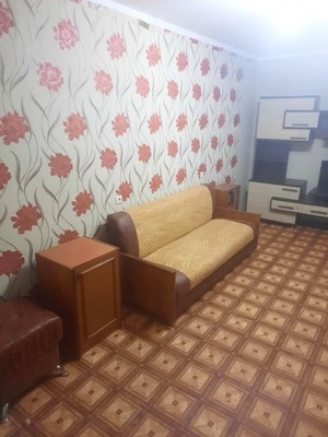 Продам двухкомнатную (2-комн.) квартиру, 60 лет Октября ул, 24, Симферополь г