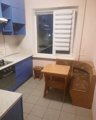 Продам двухкомнатную (2-комн.) квартиру, 60 лет Октября ул, 24, Симферополь г