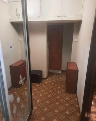 Продам двухкомнатную (2-комн.) квартиру, 60 лет Октября ул, 24, Симферополь г