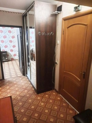Продам двухкомнатную (2-комн.) квартиру, 60 лет Октября ул, 24, Симферополь г
