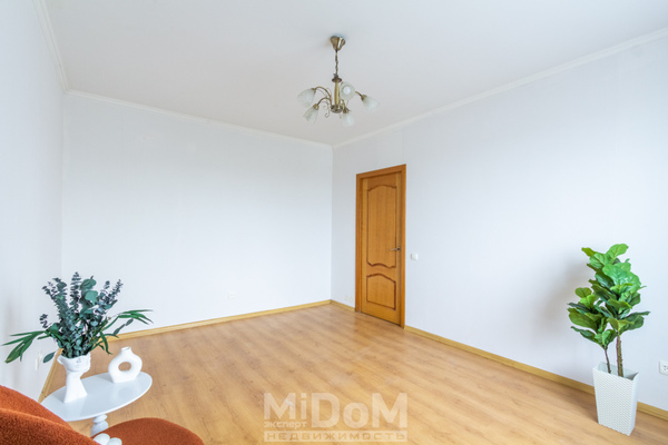Продам двухкомнатную (2-комн.) квартиру, Выборгское ш, 31, Санкт-Петербург г