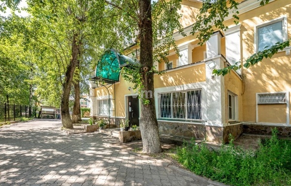 Продам коммерческое помещение 1 560 м2, Софьи Ковалевской ул, 22 2, Москва г