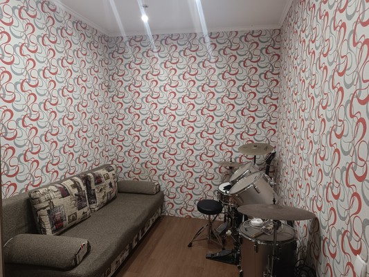 Продам трехкомнатную (3-комн.) квартиру, Ю.А.Инге ул, 46к9, Симферополь г