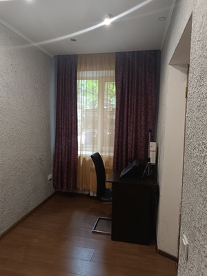 Продам трехкомнатную (3-комн.) квартиру, Ю.А.Инге ул, 46к9, Симферополь г
