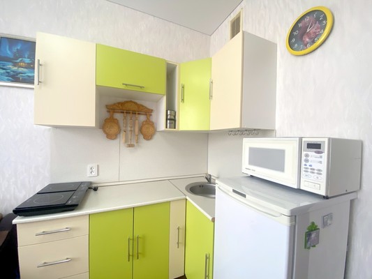 Продам однокомнатную (1-комн.) квартиру, Западная ул, 9, Витязево с