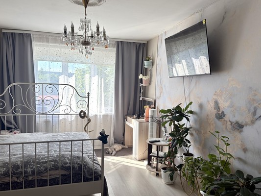 Продам трехкомнатную (3-комн.) квартиру, Гурьева ул, 26, Раменское г
