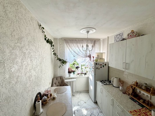 Продам трехкомнатную (3-комн.) квартиру, Гурьева ул, 26, Раменское г