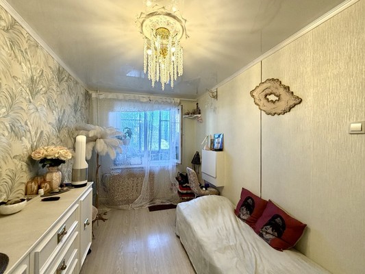 Продам трехкомнатную (3-комн.) квартиру, Гурьева ул, 26, Раменское г