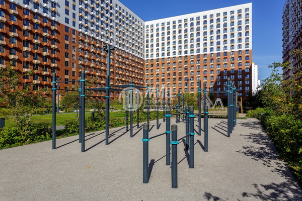 Продам трехкомнатную (3-комн.) квартиру, Ясеневая ул, 12к1, Москва г
