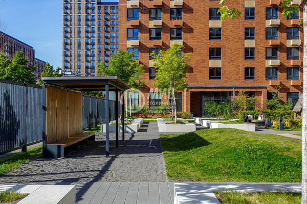 Продам трехкомнатную (3-комн.) квартиру, Ясеневая ул, 12к1, Москва г