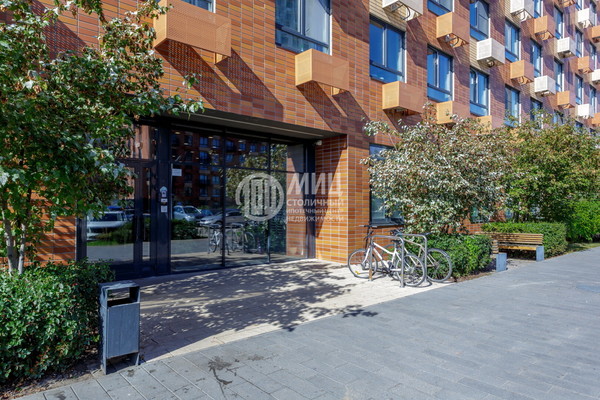 Продам трехкомнатную (3-комн.) квартиру, Ясеневая ул, 12к1, Москва г