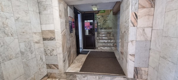 Продам торговое помещение 1 298 м2, 11-я Парковая ул, 49, Москва г