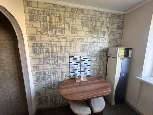 Продам двухкомнатную (2-комн.) квартиру, Ленина пр-кт, 24, Новороссийск г